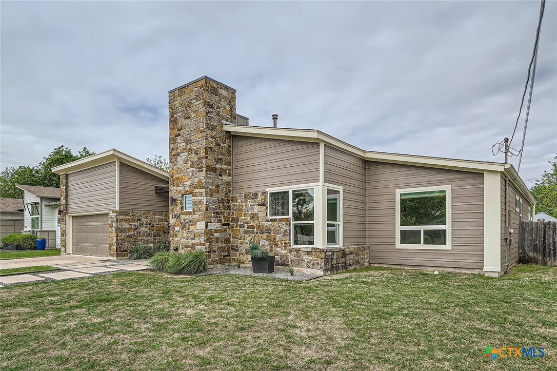1704 Leander Street Property Photo