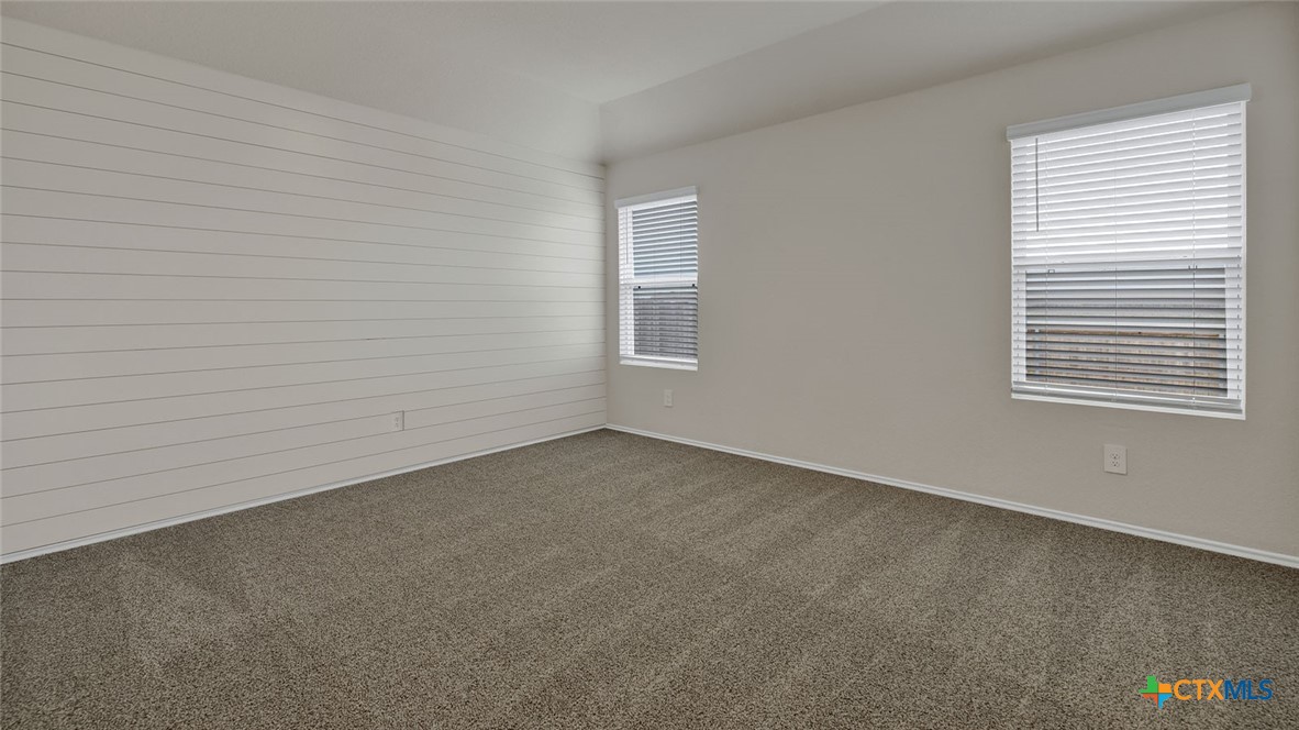 1050 Argonne Forest Property Photo 19