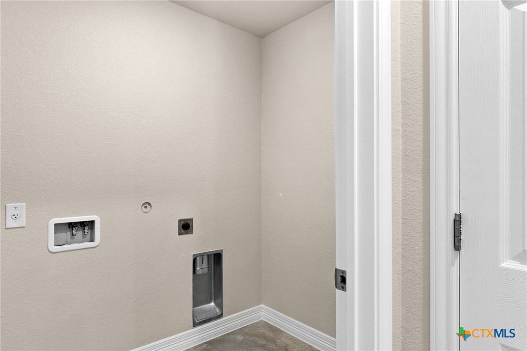 803 White Meadow Lane B Property Photo 10