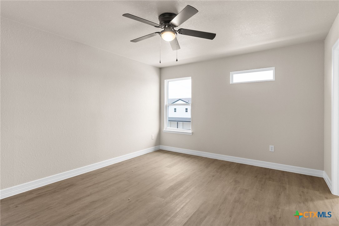 803 White Meadow Lane B Property Photo 17