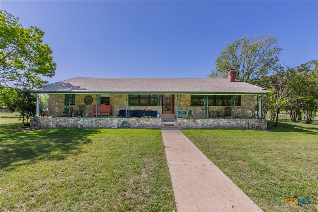 279 County Road 4766 Property Photo
