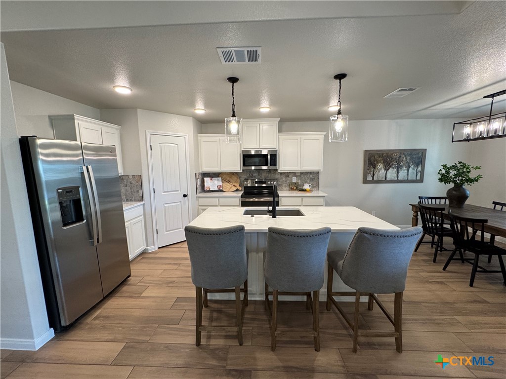 2510 Cowgirl Trail Property Photo 1