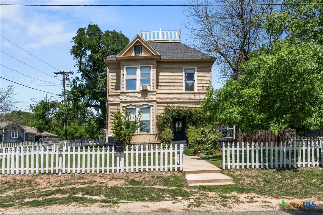 404 E 9th Avenue Property Photo
