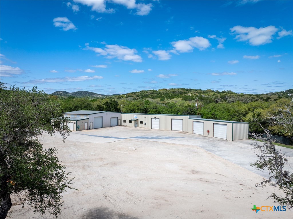 180 Spring Mountain Drive Property Photo 1