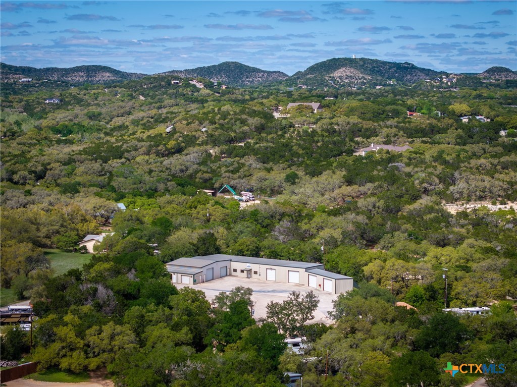 180 Spring Mountain Drive Property Photo 8