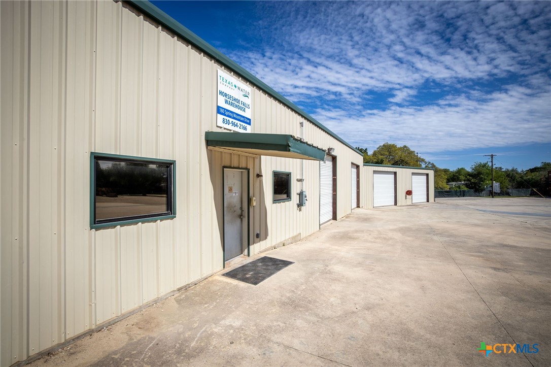 180 Spring Mountain Drive Property Photo 11