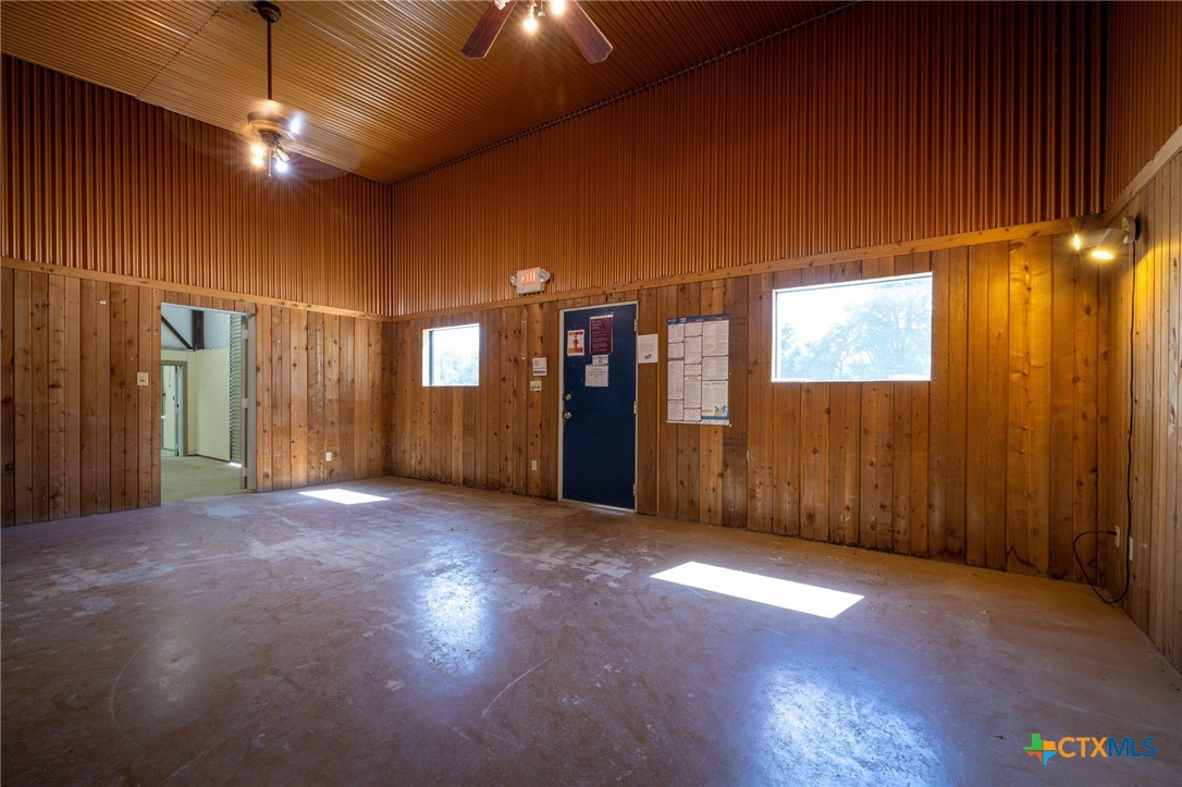 180 Spring Mountain Drive Property Photo 30