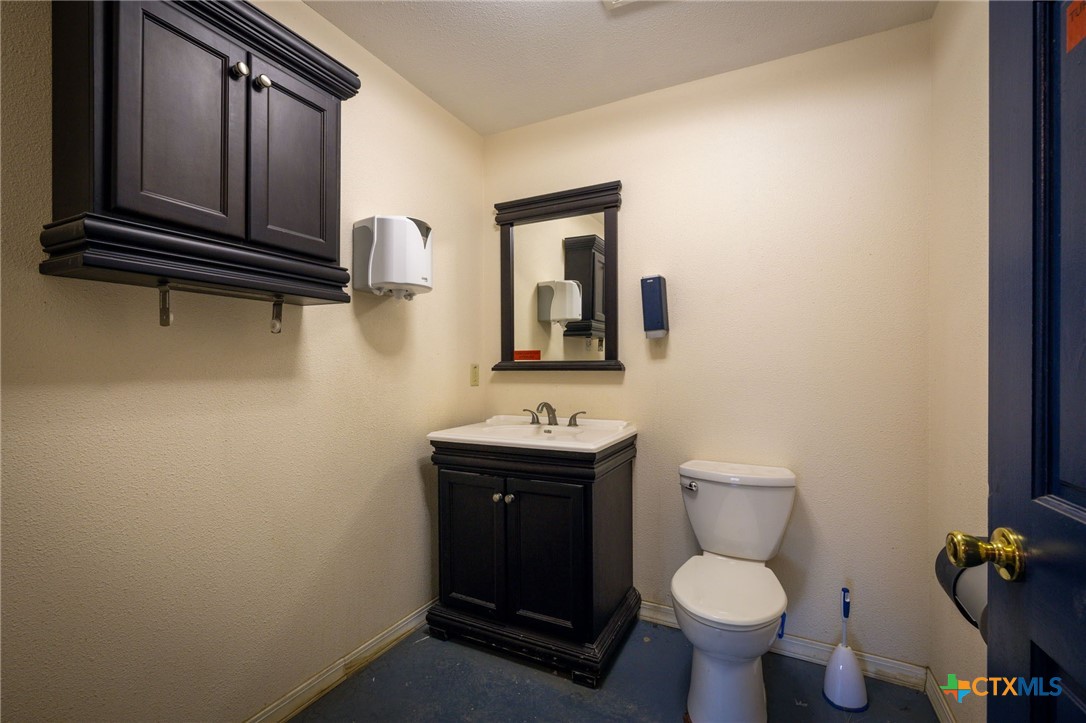 180 Spring Mountain Drive Property Photo 32