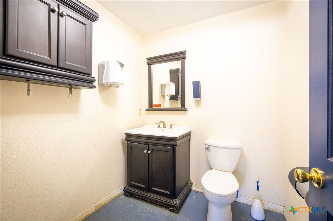 180 Spring Mountain Drive Property Photo 35