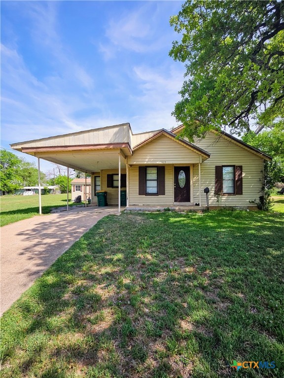 105 & 109 E Leon Street Property Photo