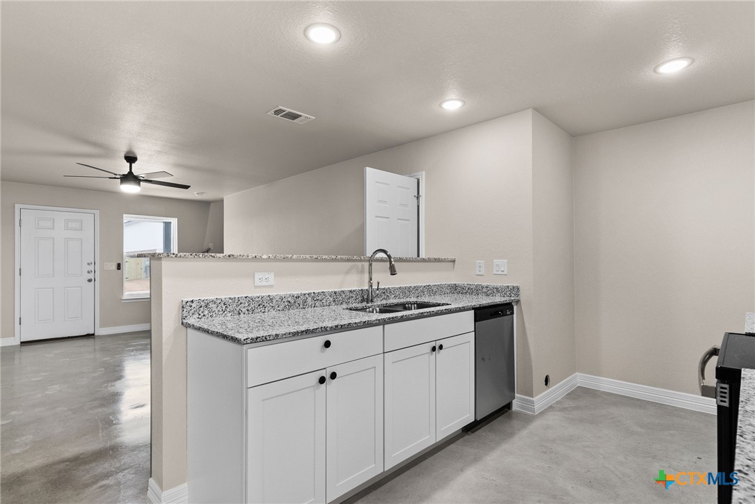 803 Whitemeadow Lane A Property Photo 8