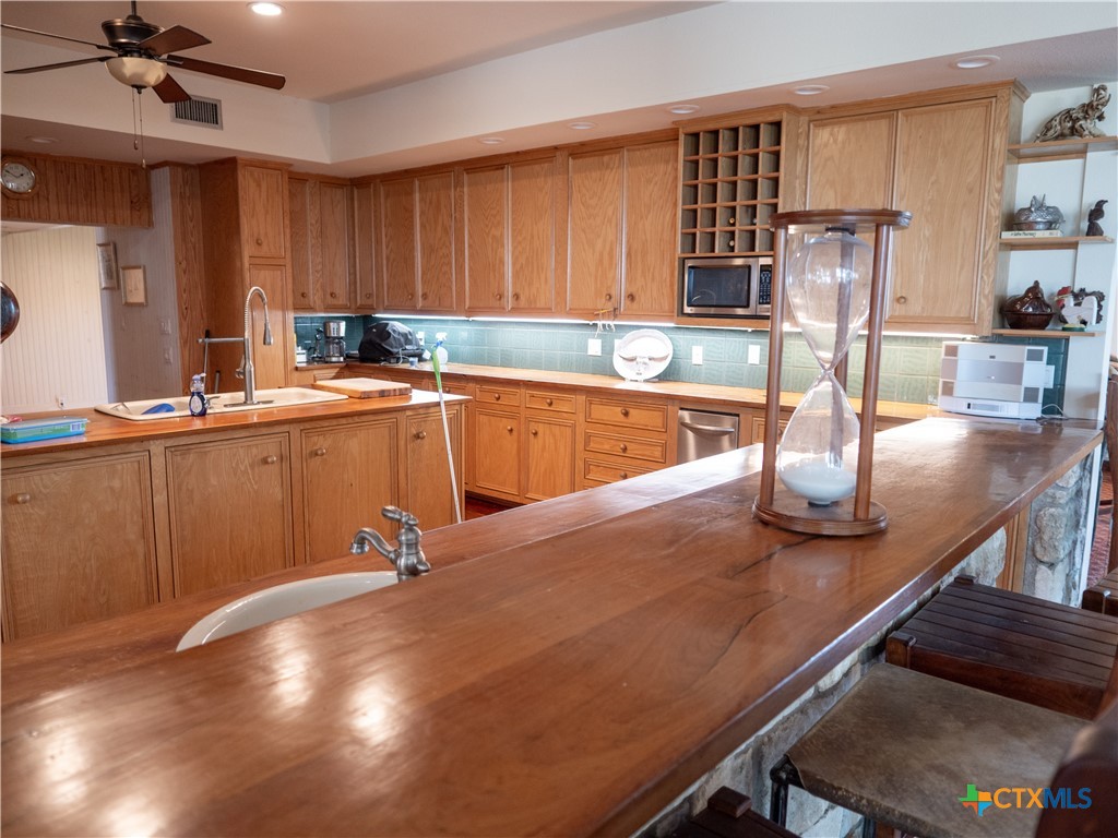 324 County Road 319 Property Photo 19