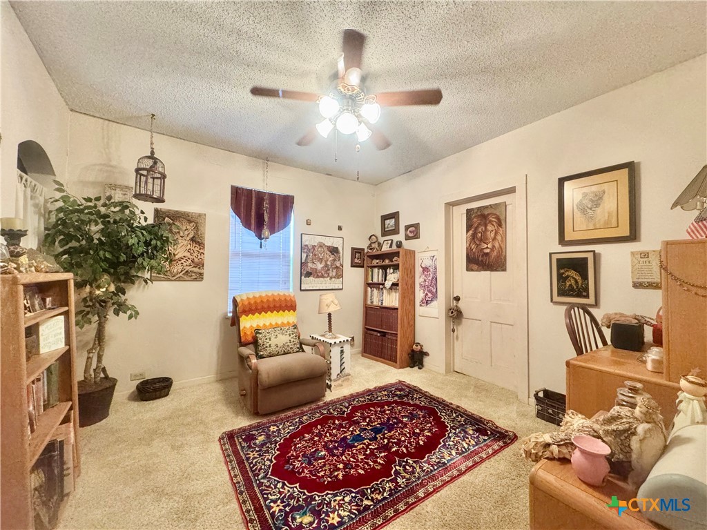 706 West Street Property Photo 17
