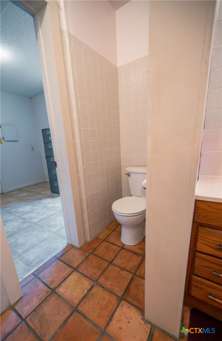 706 West Street Property Photo 23