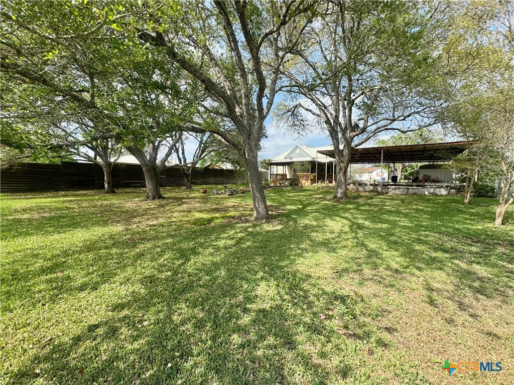 706 West Street Property Photo 35