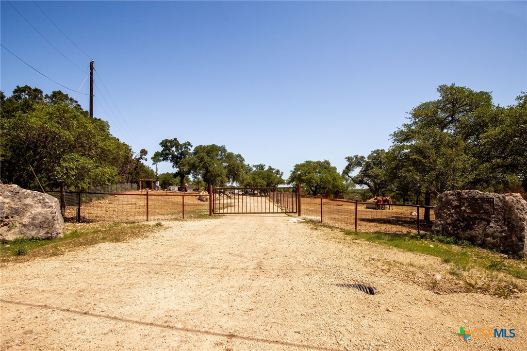 623 Sierra Ridge Property Photo 31