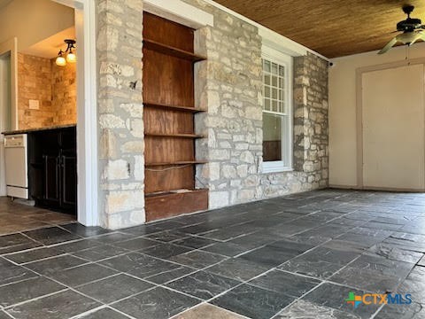3315 Ranch Road 1869 Property Photo 14