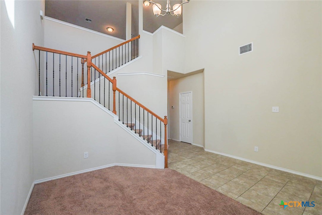 9516 Glynhill Court Property Photo 5