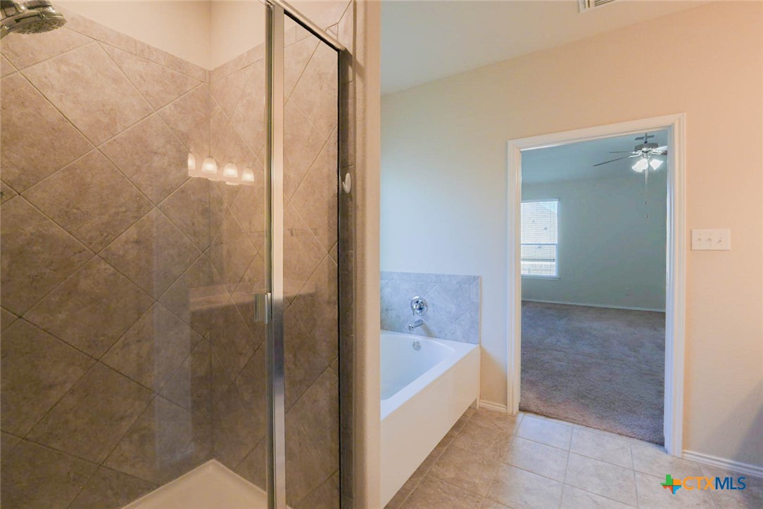 9516 Glynhill Court Property Photo 14