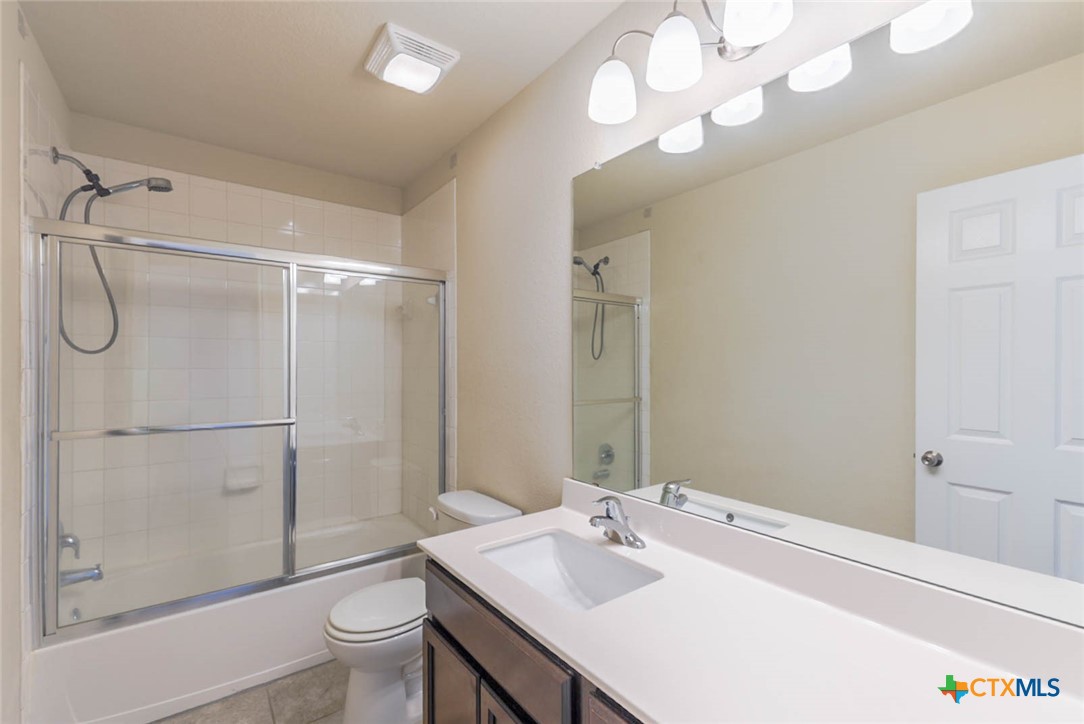 9516 Glynhill Court Property Photo 22