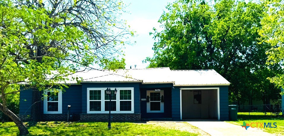 2606 Jackson Drive Property Photo