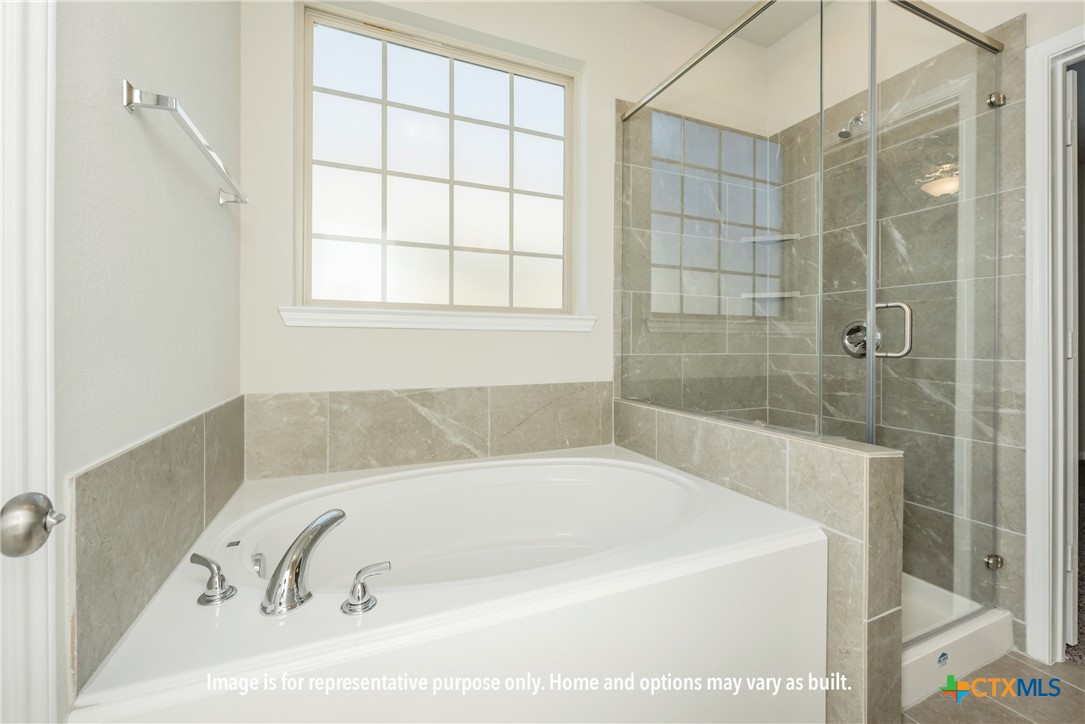 6106 Mcgregor Loop Property Photo 5