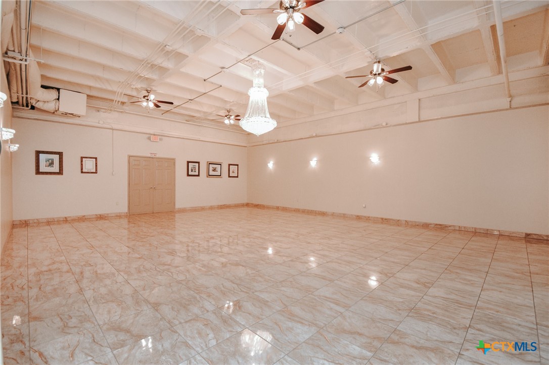 202 E Forrest Street Property Photo 29