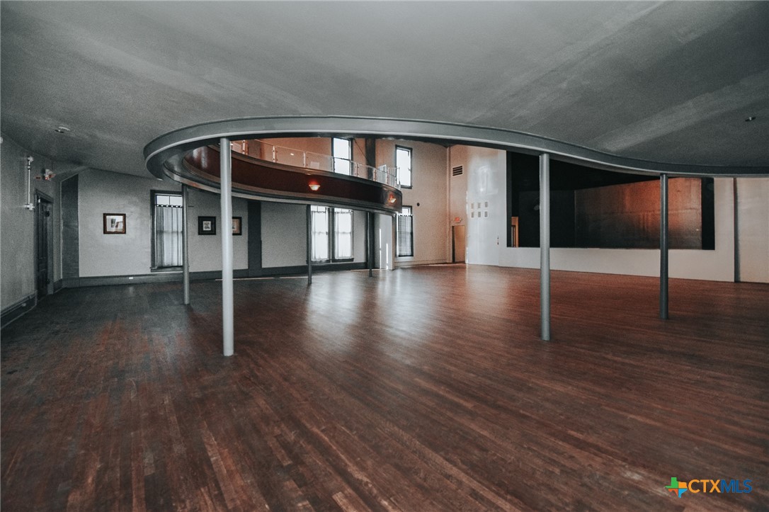 202 E Forrest Street Property Photo 42