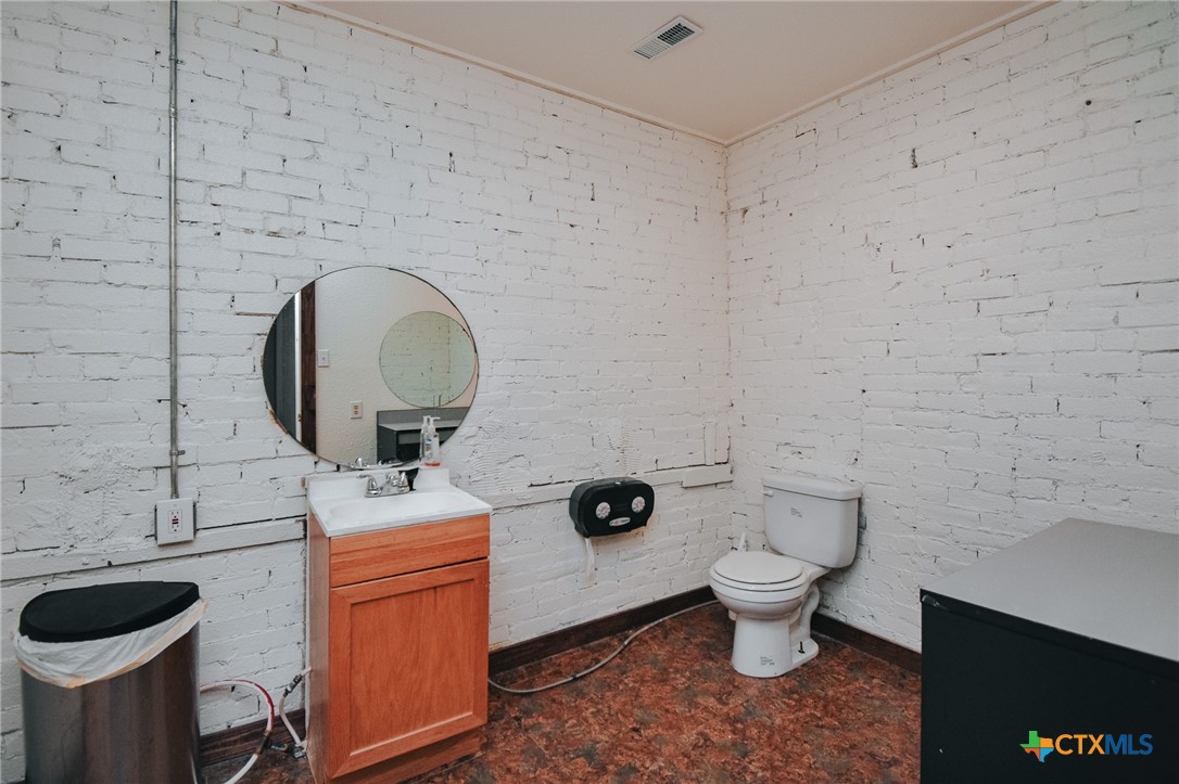202 E Forrest Street Property Photo 47