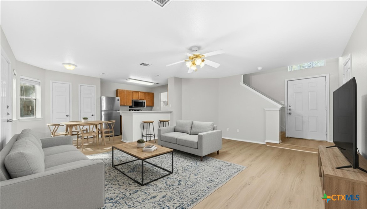 867 Sagewood Trail Property Photo 8