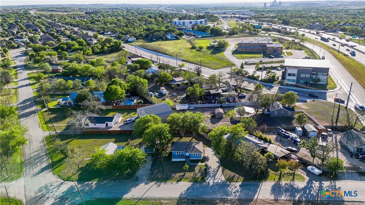 556 Gode Lane Property Photo 1