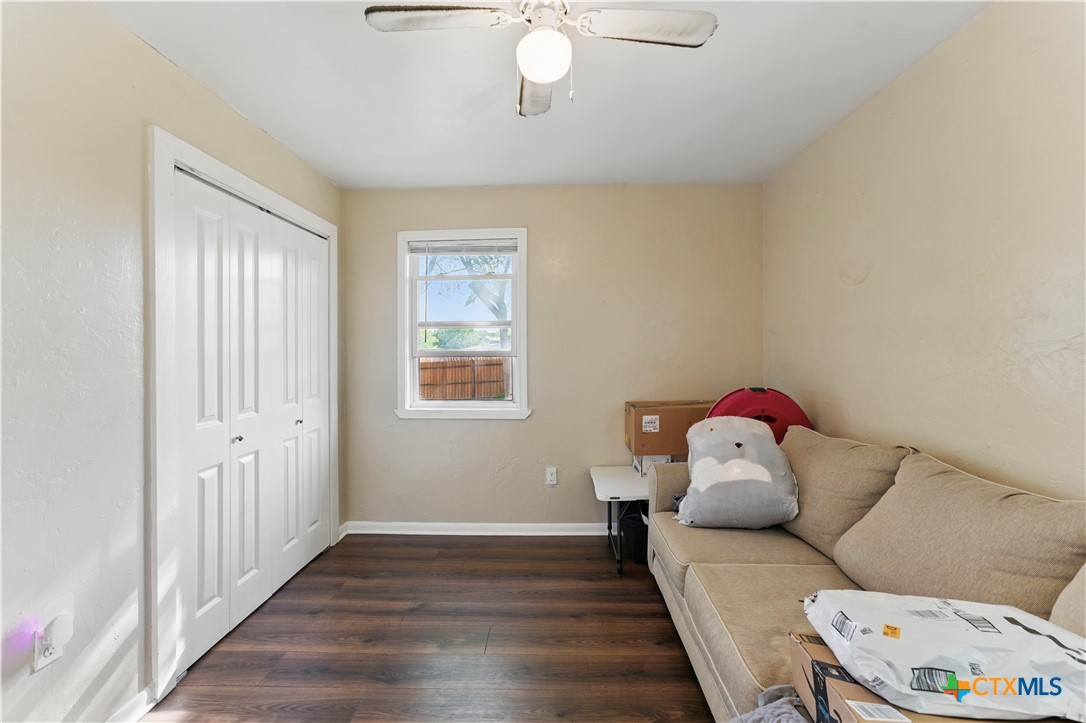 556 Gode Lane Property Photo 8