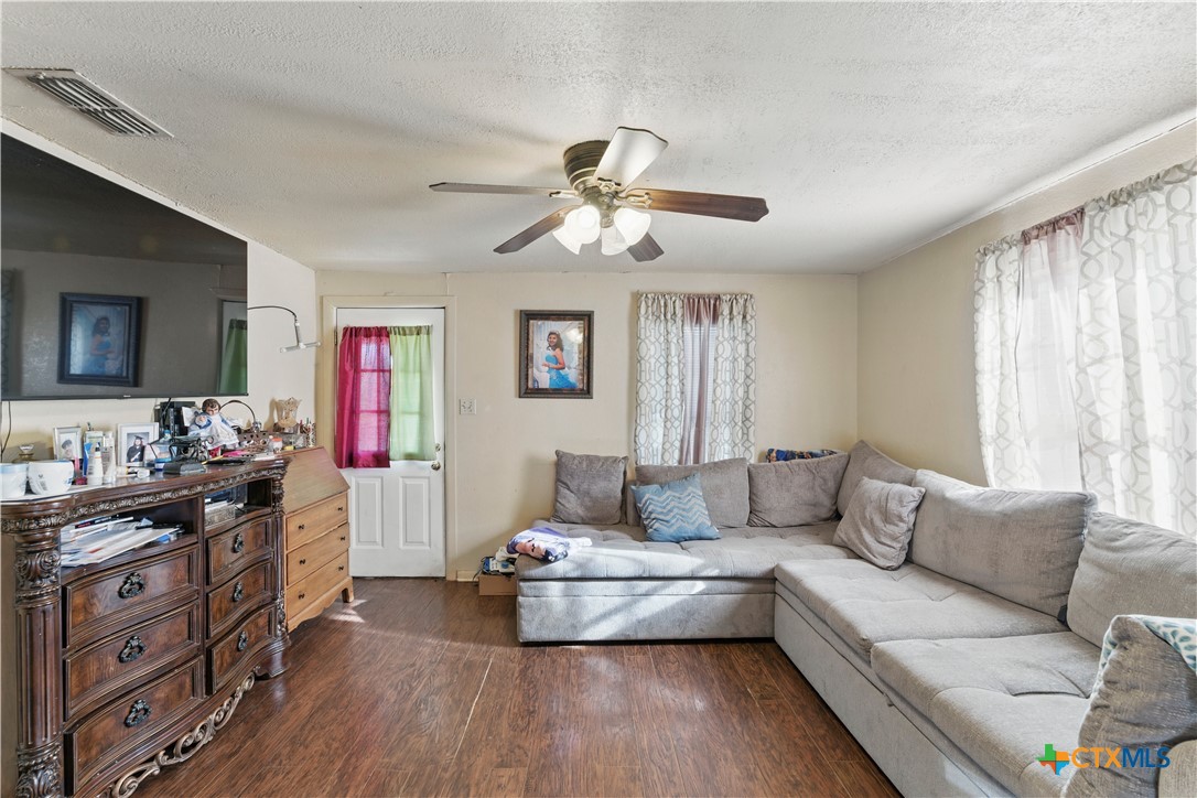 556 Gode Lane Property Photo 14