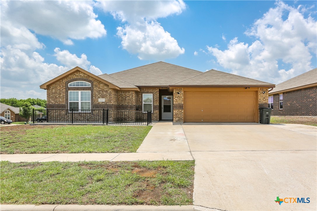2100 Golden Eagle Drive Property Photo 1