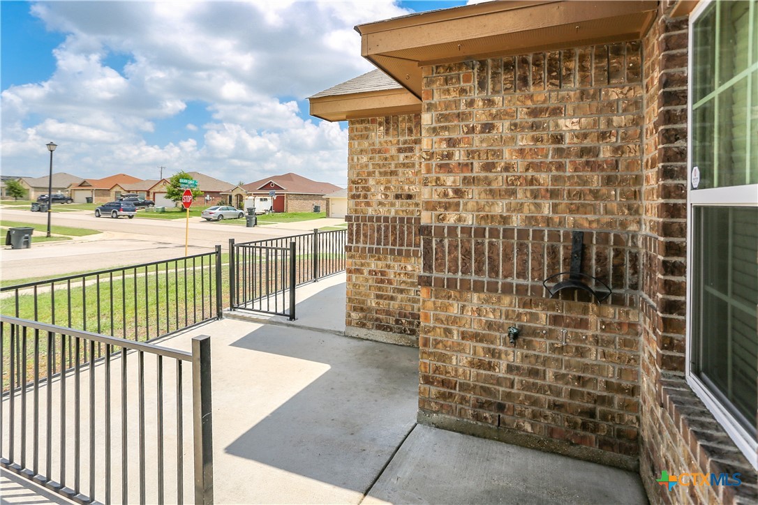 2100 Golden Eagle Drive Property Photo 5