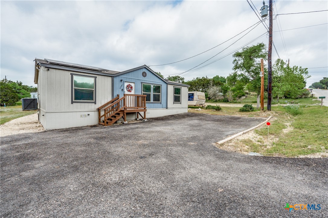 1824 Live Oak Drive Property Photo 1