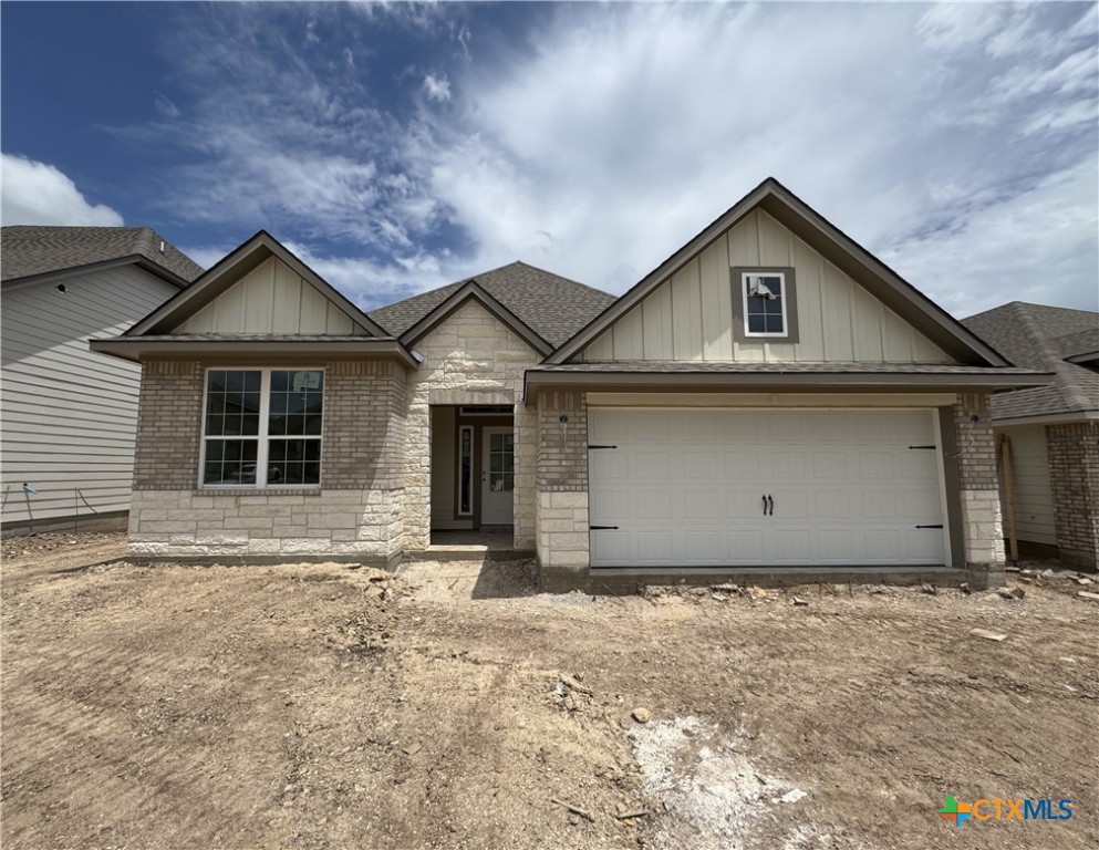 4024 Estes Court Property Photo 1