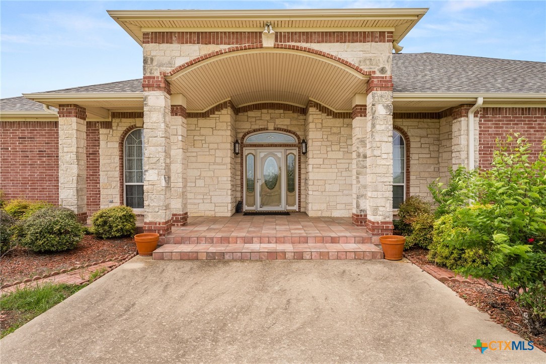 3521 Fm 438 Loop Property Photo