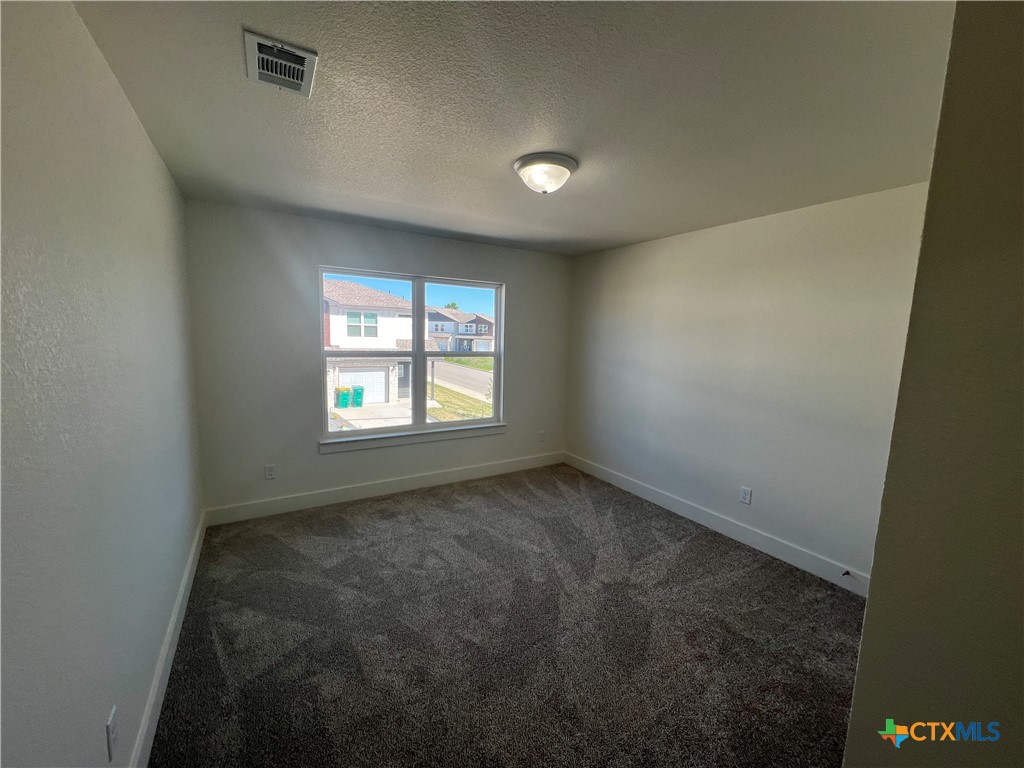 1826 Royal Loop Property Photo 13