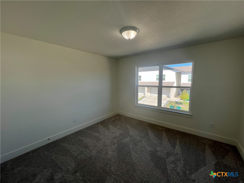 1826 Royal Loop Property Photo 26