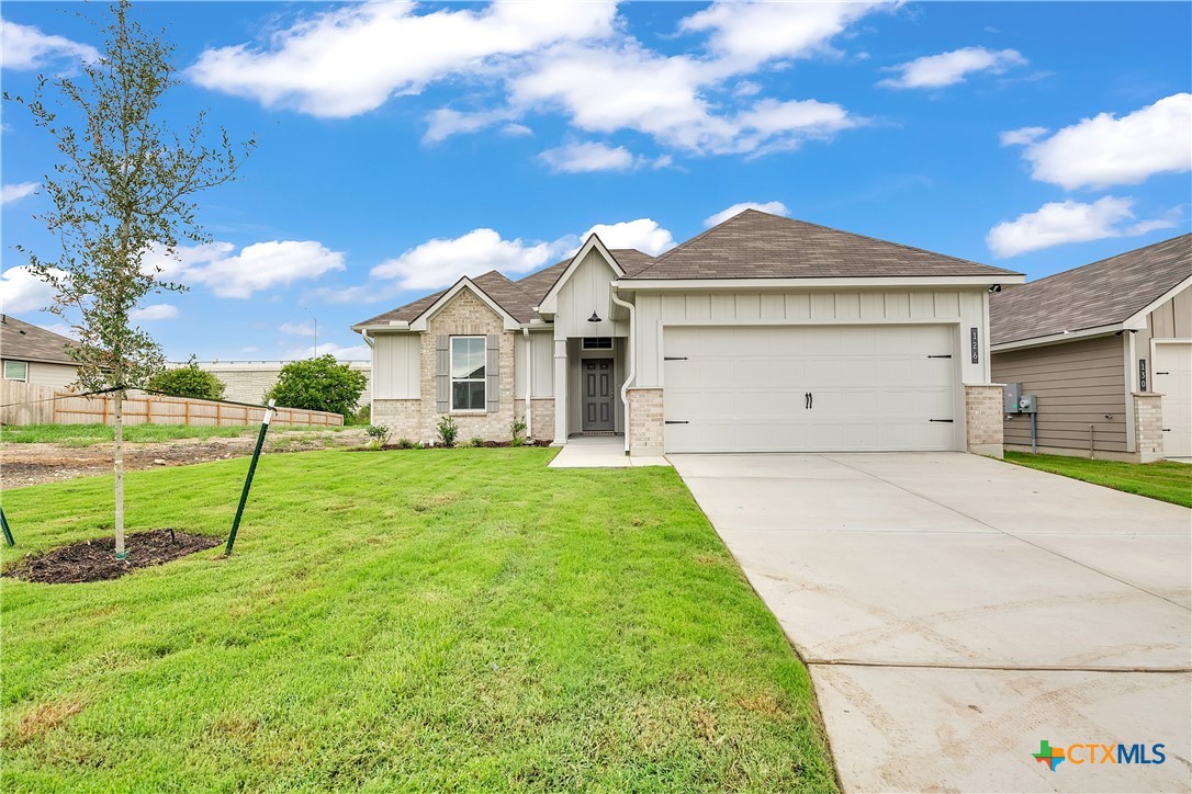 126 University Avenue Property Photo 2