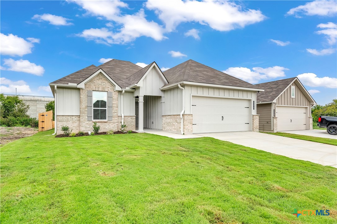 126 University Avenue Property Photo 3