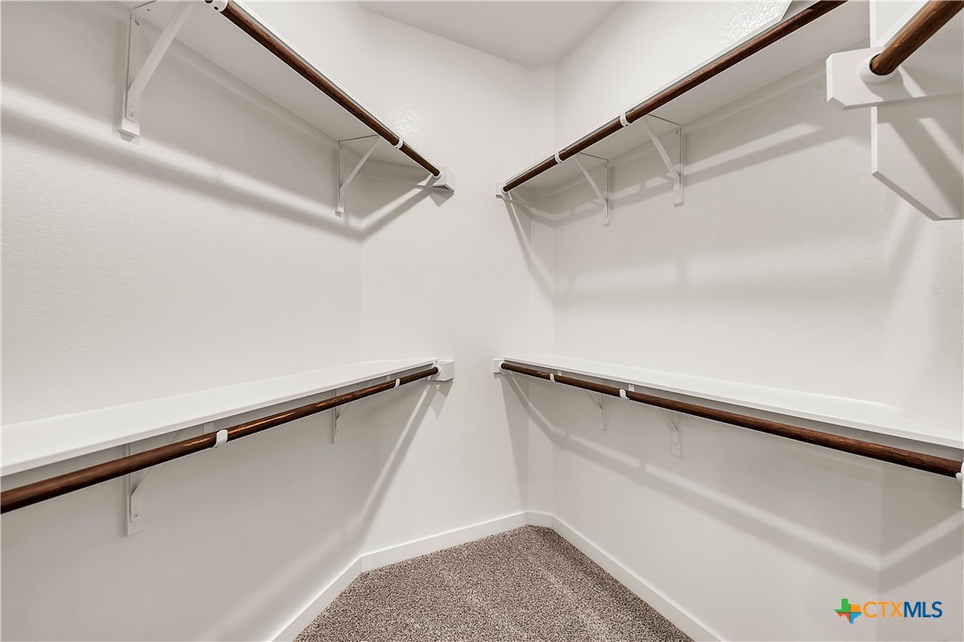 126 University Avenue Property Photo 17