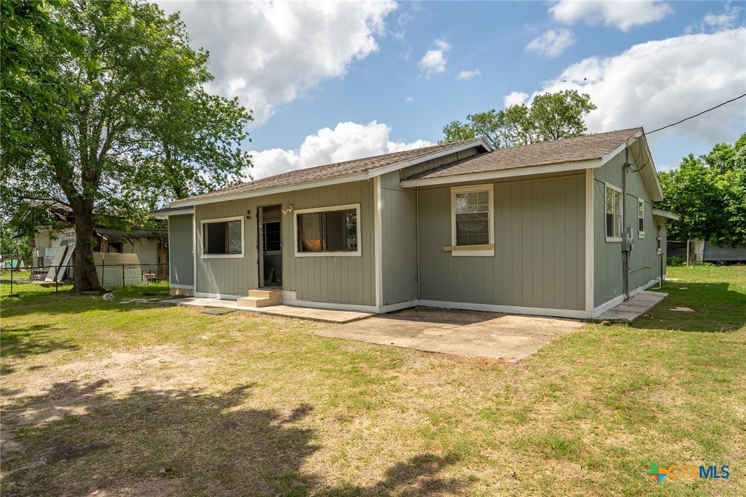 180 Huntington Drive Property Photo 1