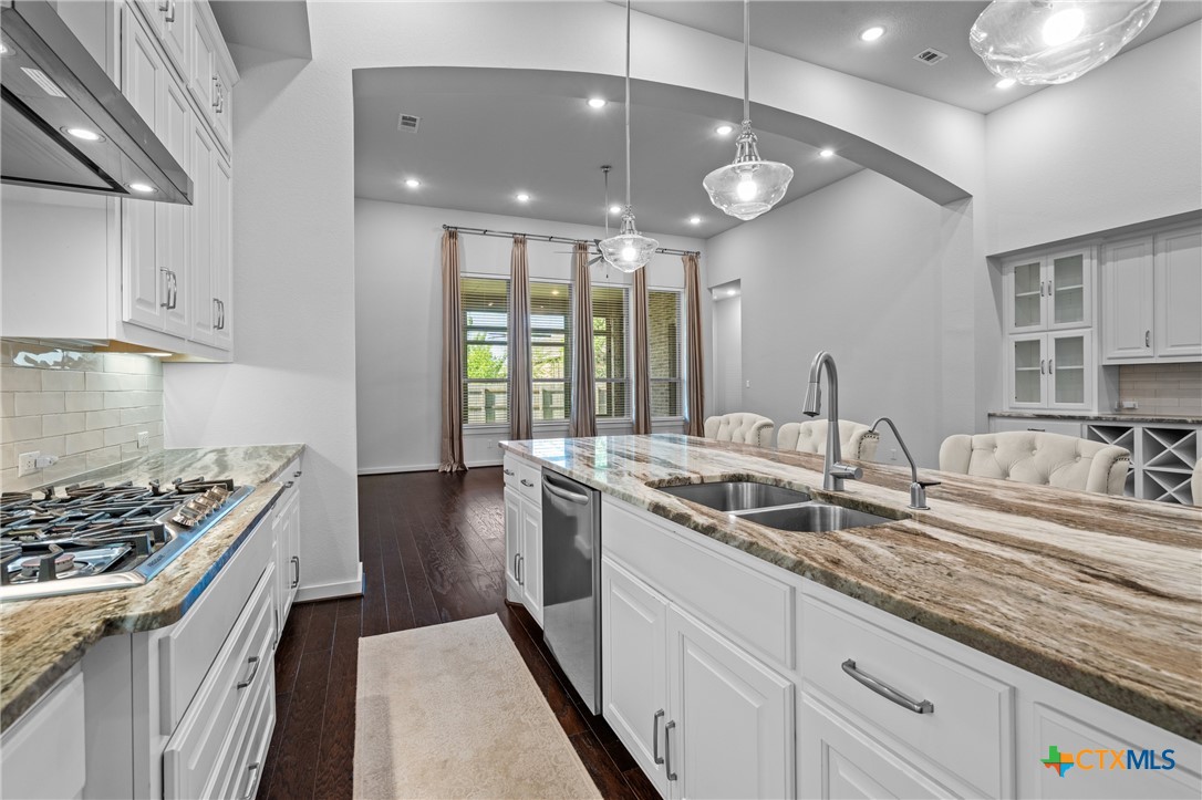 116 Texon Drive Property Photo 3