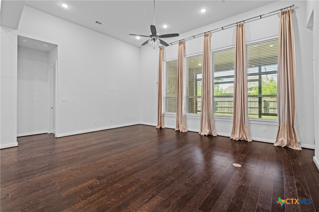 116 Texon Drive Property Photo 11