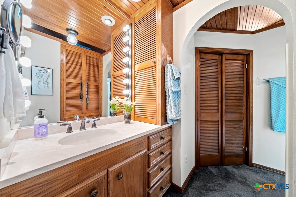 576957 Property Photo 10