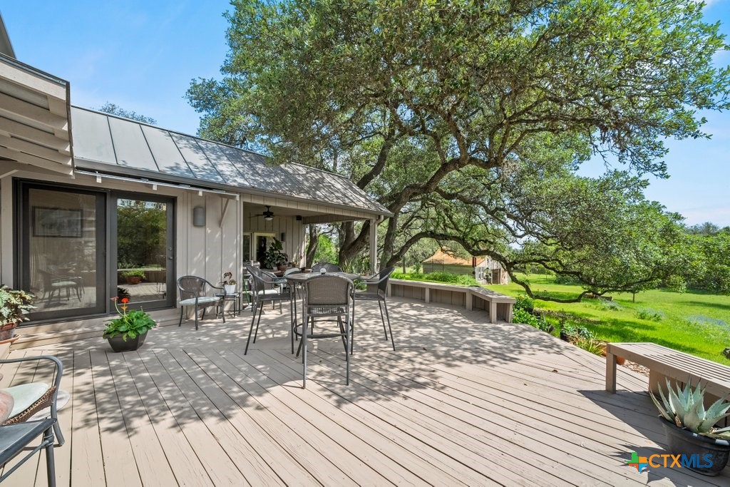 576957 Property Photo 32