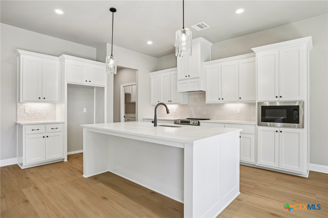 1313 Shirley Faye Lane Property Photo 8