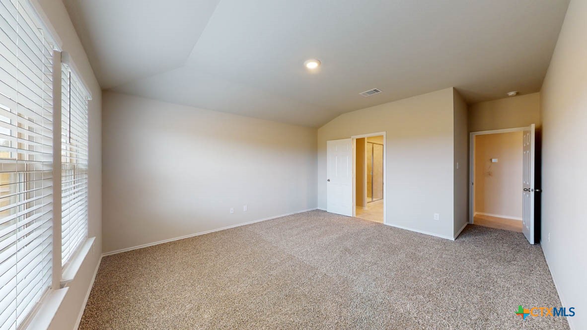 1213 Rolling Thunder Drive Property Photo 9